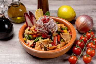Fattoush Salad: A Fresh Lebanese Classic Bursting