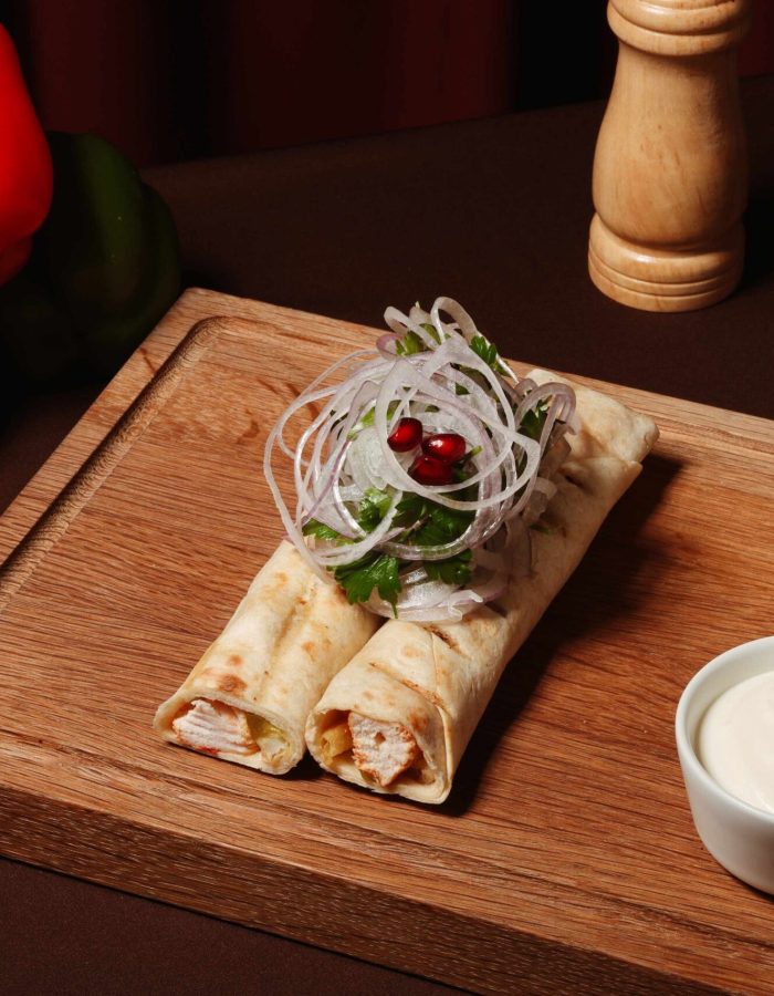 Arabic shish tawouq 36 سندويتش طاووق